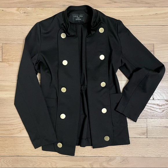 Fitted Black Blazer - Picture 2 of 3